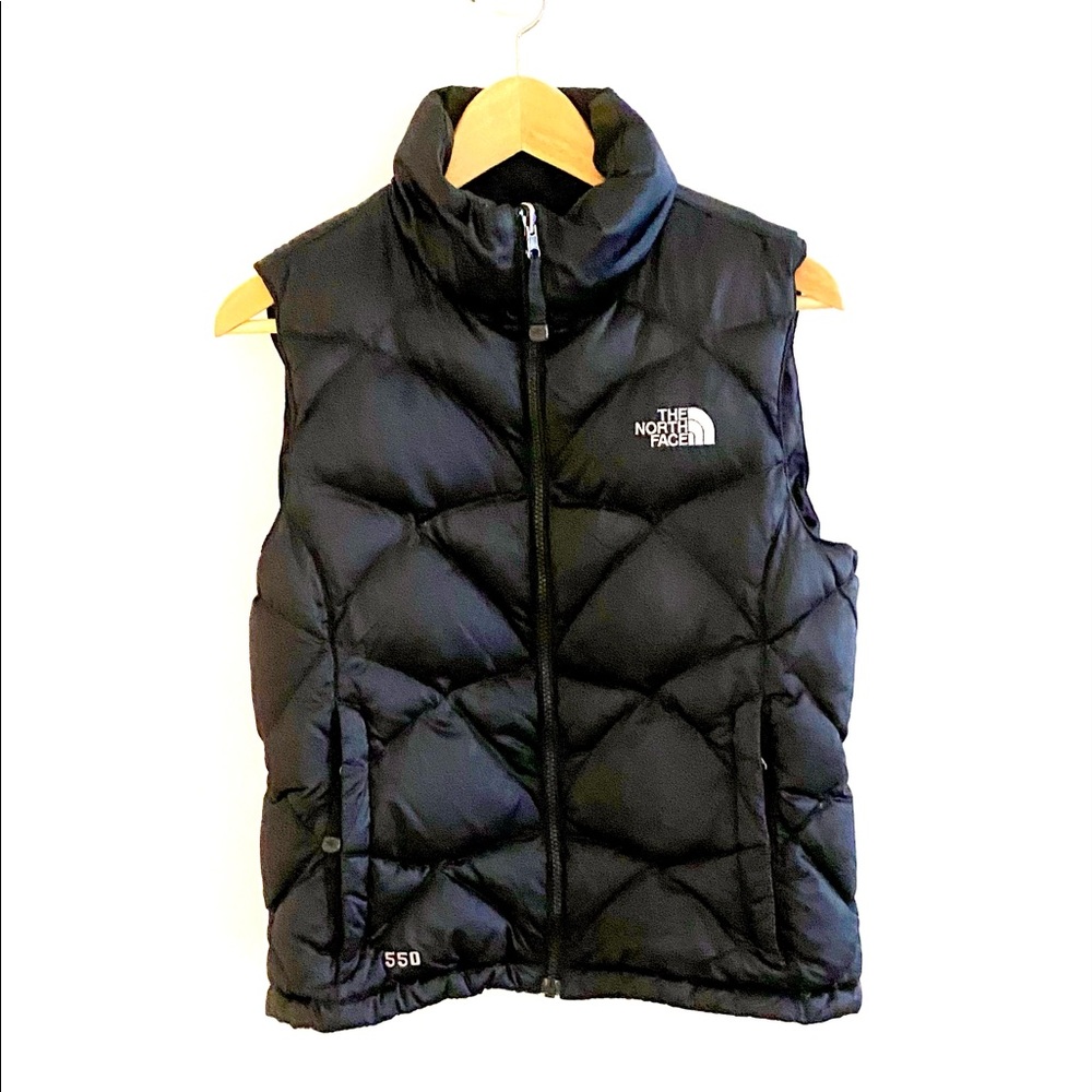 North Face women’s 550 Puffer vest black size S/P good condition.
